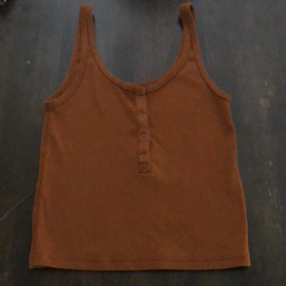 Crop tank